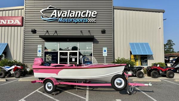 Starcraft 57 Ski Champ at Avalanche Motorsports Washington NC