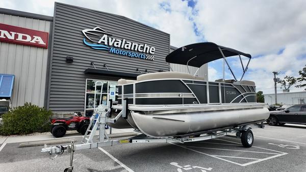 Sylvan Mirage 822 LZ at Avalanche Motorsports Washington NC