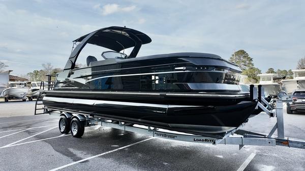 2026 Sylvan M-5 CLZ DC luxury pontoon at Avalanche Motorsports Washington NC