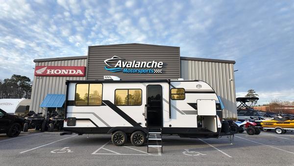 2026 Tracer 220RS at Avalanche Motorsports Washington NC