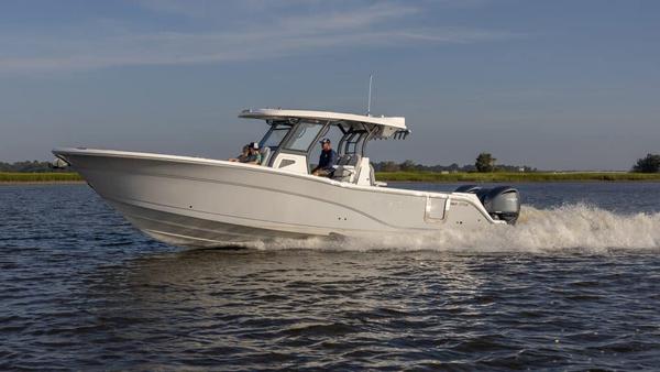 Sea Fox 368 Commander at Avalanche Motorsports Washington NC